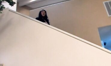 Mya Minx Displays Dumping While Being Butt-Fucked