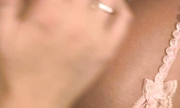 Hannah Harper And Brittney Skye Have Steamy G/g Sesh