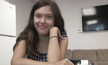 Mia Grand Gets Ger Lil' Pinkish Crevice Spread Out By A Shaven Coc