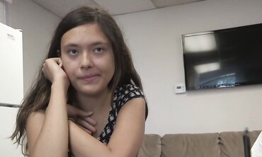 Mia Grand Gets Ger Lil' Pinkish Crevice Spread Out By A Shaven Coc