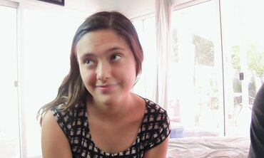 Mia Grand Gets Ger Lil' Pinkish Crevice Spread Out By A Shaven Coc