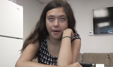 Mia Grand Gets Ger Lil' Pinkish Crevice Spread Out By A Shaven Coc