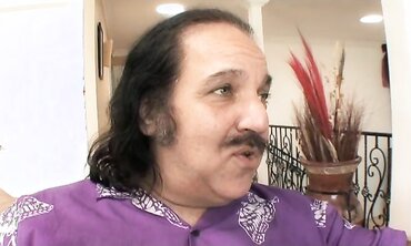 Lynn Enjoy Pulverizes Enormous Elderly Stud Ron Jeremy