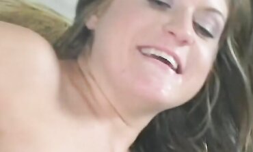 Tyla Wynn Gets Her Crevasse Rammed With Beefstick