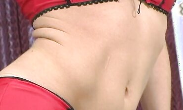 Kelly Wells Has That Fleshy Milky Chocolate Culo