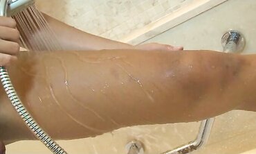 Black-Haired T-Lady Masturbates Her Rock Hard Manstick