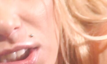 Anna And Cailey Have Ass-Fuck Orgy While Sharing One Men Rock Hard Fuck-Stick Together
