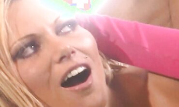 Anna And Cailey Have Ass-Fuck Orgy While Sharing One Men Rock Hard Fuck-Stick Together