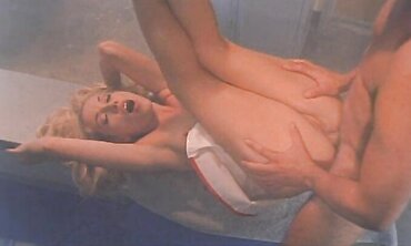 Ava Vincent Makes Her Dude Shoot Spunk On Her Face