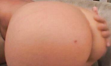 Richelle Ryan Like Her Vagina Ravaged While Her Butt Is Smacked And Captured
