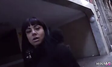 German Scout: Rock Hard Anal Invasion for Cougar Damaris at Pickup