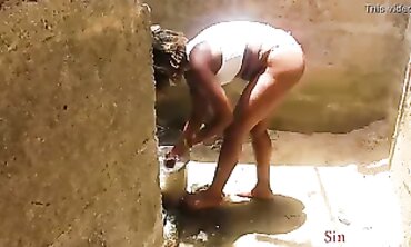 Black Neighbor Spies on Hot Granny Taking a Bathtub Bath