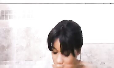 Jenna J Foxx Showers And Reveals Her Tight Cunt