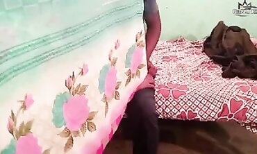 Indian MILF Gets Hardcore Blowjob And Big Ass Fuck