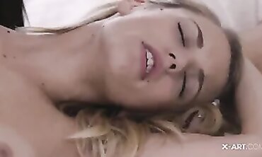 Blake Eden and Marley Brinx: Summer Lesbian Heat