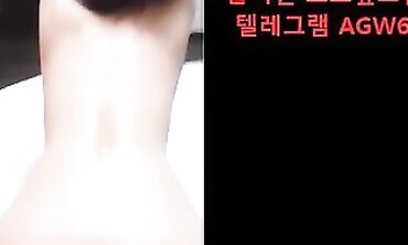 Korean Beauty with Huge Tits and Big Ass in Amateur Creampie