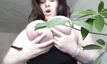 German Housewife Plays with Vibrator