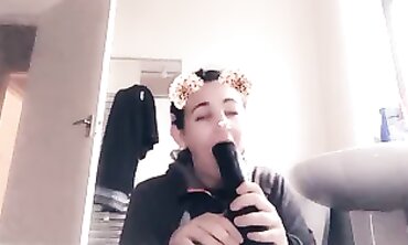 Toy's Pro Deepthroat Session With a 15-Inch Sex Toy