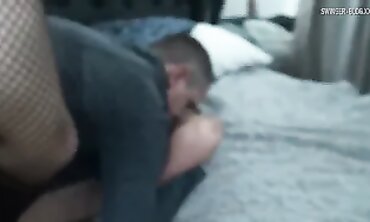 Honey Cougar in African Fishnets Gets Pussy Licked and Fucked