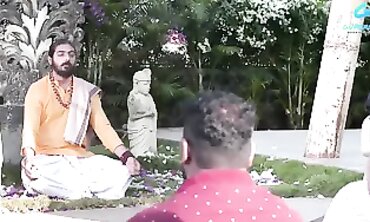 Hot Indian Aunty Gets Steamy