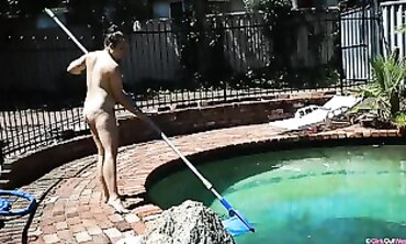 Rubi Valentine Gets It On Out Back