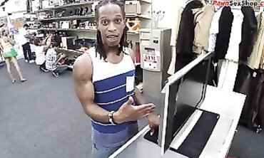 African Cuckold Manager Takes Blowjob In Pawnshop