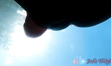 Ebony Solo Underwater Anal & Clitoral Finger Play