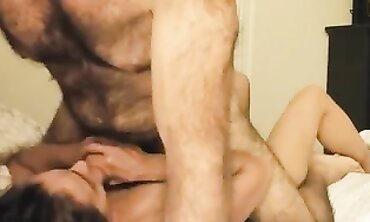 Chainjulious Gives Handjob to Sweetheart
