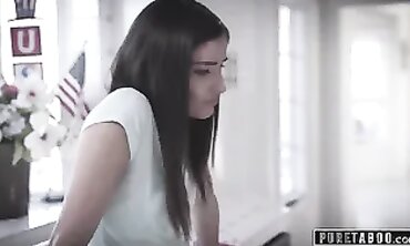 Step-Uncle Logan Pierce Fucks His Petite Step-Niece Chanel Preston