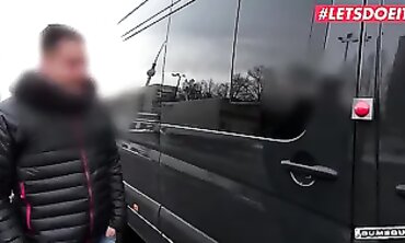 Lara Cumkitten Gets Rock-Hard Truck Hump With Sweetheart