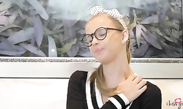 Jillian Janson, Aiden Ashley & Jenna J Ross Lesbian Threesome