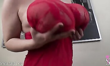 Samanta Lily: Busty Russian Mature Webcam Session
