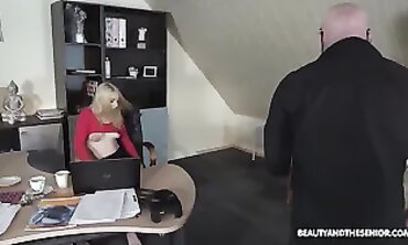 Liz Rainbow Sucks A Big Cock For A Grandpa
