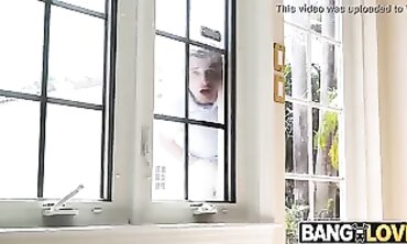 Busty MILF Nadia White Gets Fucked Hard