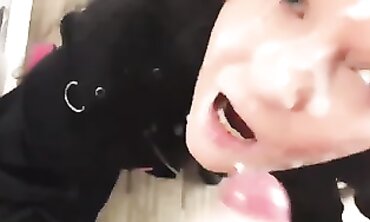 Joy Takes a Risky Quickie in Public