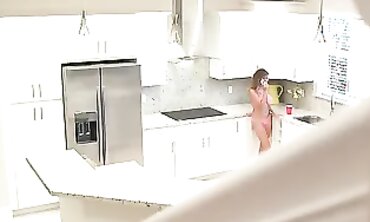 Reality Kings: Thick Cock Fucks Big-Titted Latina