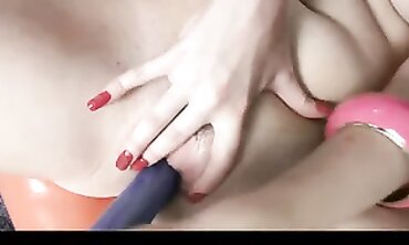 Blonde Teen Solo Vibrator Orgasm