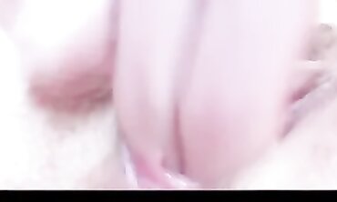 Brunette Sweetie Fingers Her Wet Cunt