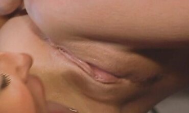 Ava And Lauren Get It On Girl/girl Fashion With Blow-Job Hook-Up