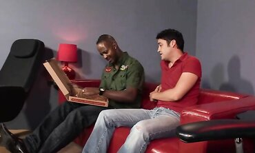 Scorching dark-hued faggot bred his buddy for romp two