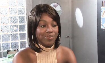 Sydnee Capri And Angel Banxxx Get Revved Out two