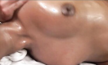 Thai Massagist Suwanna Chinese In Molten With On Japanese Oily Fellate And Pulverize Gig