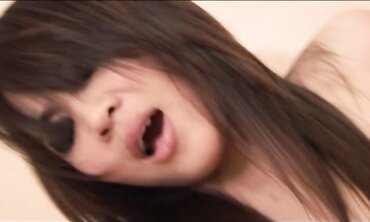 Lean Thai Teenage Knows How To Treat Manmeat
