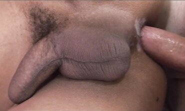 Spunky stunner lets her stiffy blow and then lets jizz in ass fucking two
