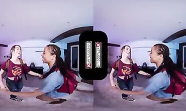 The Last of Us: Ellie and Riley FFM VR Parody