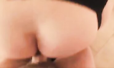 Dirty Tina's Kinky Amateur Fuck-Fest with Big Tits