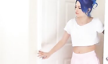 Cleo Clementine and Jewelz Blu Share a Wild Double Penetration