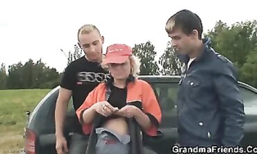 Mature Blonde Threesome Outdoor Hardcore