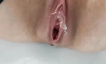 Omega 89's Golden Rain Solo Squirting Session