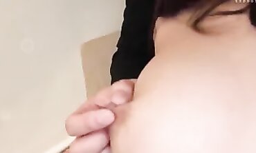 Runa's High-Pitched Princess Voice During Intense Blowjob and Squirt Session